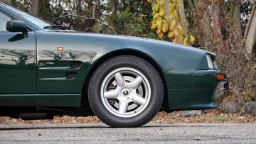 Thumbnail von Aston Martin Virage Volante // British Racing Green // perfektní