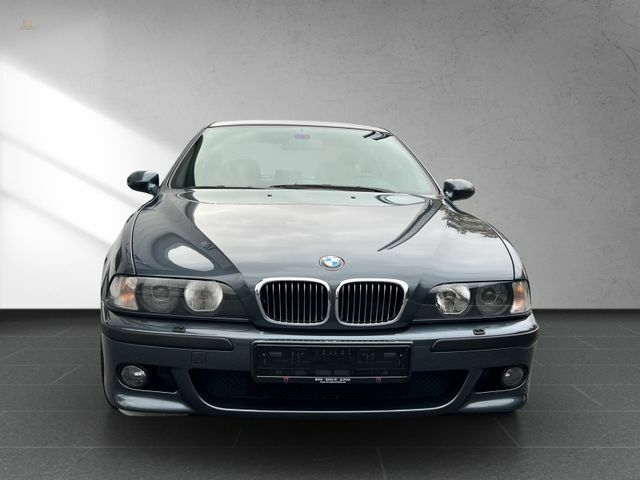 Thumbnail von BMW M5 コレクター状態
