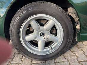 Thumbnail von Aston Martin Virage Volante - veicolo tedesco - investimento di 40.000 € - targa H.