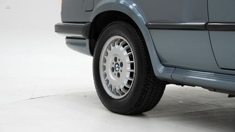 Thumbnail von BMW  325iX '87