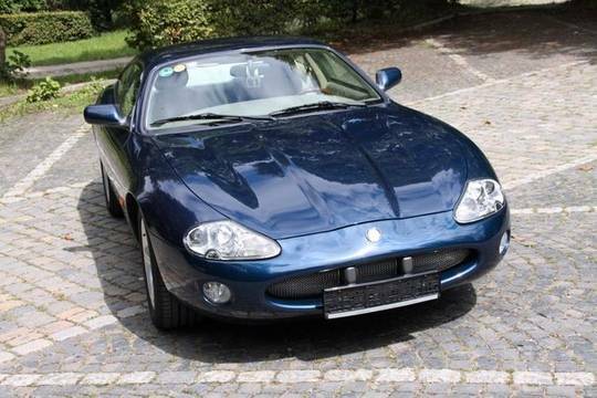 Jaguar XK8 Coupe 3 Jahre Garantie