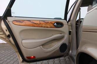 Thumbnail von ジャガーXJ 4.0エグゼクティブ 3年保証