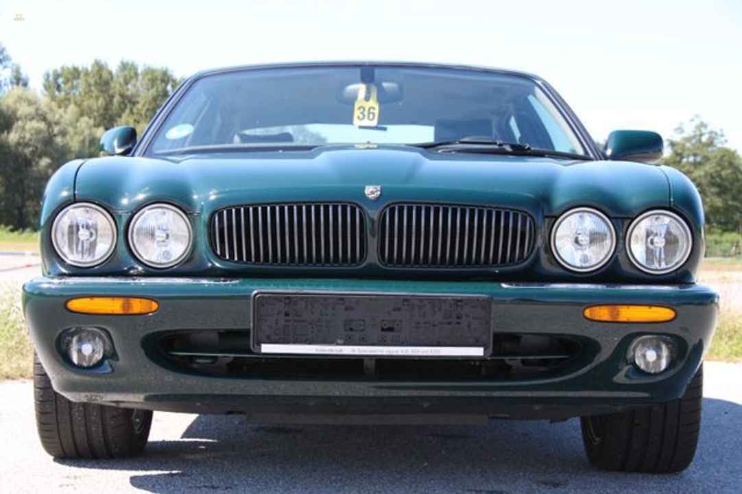 Jaguar XJ 3.2 Executive 3 roky záruka