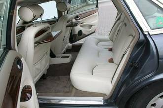 Thumbnail von Jaguar Daimler V8 versión larga 3 años de garantía