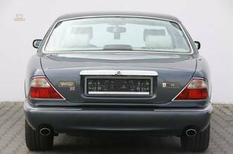 Thumbnail von Jaguar Daimler V8 versión larga 3 años de garantía