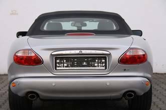 Thumbnail von Кабриолет Jaguar XK8 с гарантией 3 года