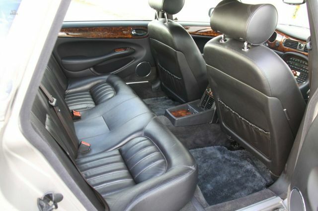 Thumbnail von Jaguar Daimler V8 длинная версия 3 года гарантии