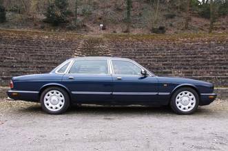 Thumbnail von ジャガー・ダイムラー・スーパーV8 ロングバージョン 3年保証