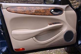 Thumbnail von ジャガー・ダイムラー・スーパーV8 ロングバージョン 3年保証