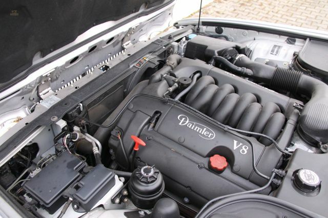Thumbnail von Jaguar Daimler V8 длинная версия 3 года гарантии