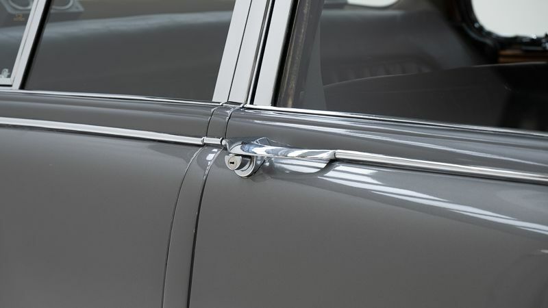 Thumbnail von Daimler V8 250 '65