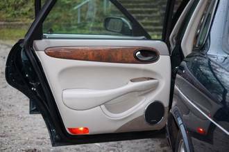 Thumbnail von Jaguar XJR muy bien cuidado con 3 años de garantía