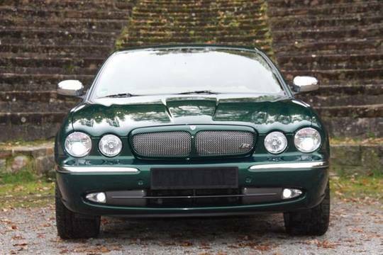Jaguar Top gepflegter XJR mit 3 Jahre Garantie