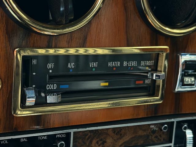 Thumbnail von Другие Stutz II Blackhawk V8 Torino 24K Gold