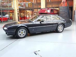 Thumbnail von Ferrari 412i - Modèle suisse avec boîte de vitesses manuelle à 5 rapports