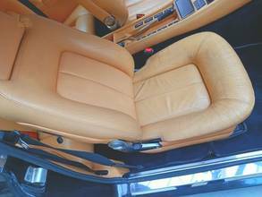 Thumbnail von Ferrari 412i - Modèle suisse avec boîte de vitesses manuelle à 5 rapports