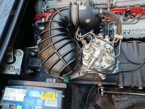 Thumbnail von Ferrari 412i - Modèle suisse avec boîte de vitesses manuelle à 5 rapports