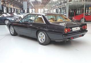 Thumbnail von Ferrari 412i - Modèle suisse avec boîte de vitesses manuelle à 5 rapports