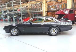 Thumbnail von Ferrari 412i - Modèle suisse avec boîte de vitesses manuelle à 5 rapports