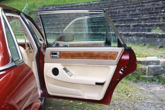 Thumbnail von Jaguar XJ40 Soverein avec 3 ans de garantie, immatriculation H