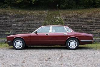 Thumbnail von Jaguar XJ40 Soverein avec 3 ans de garantie, immatriculation H