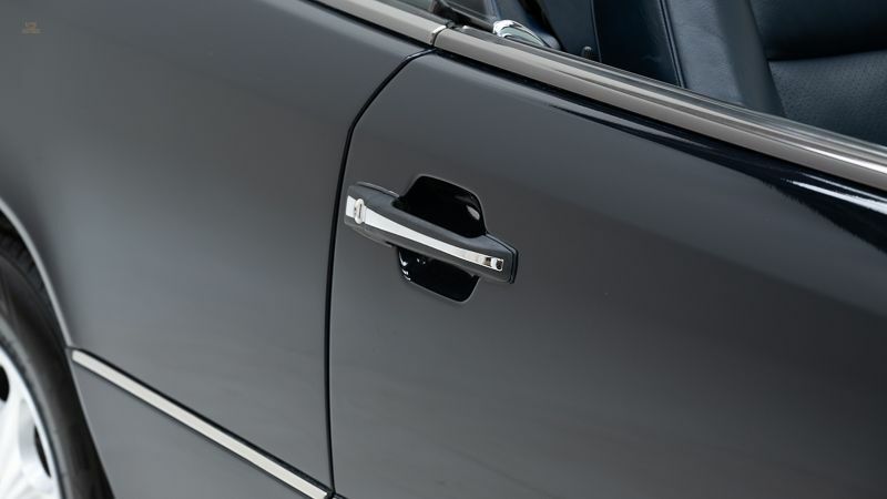 Thumbnail von Mercedes-Benz E200 Cabriolet '95