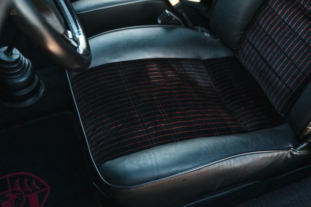 Thumbnail von ポルシェ 911 2.7L S タルガ、カレラ 3.0L エンジン搭載