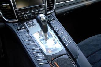 Thumbnail von Porsche Panamera GTS, 2 roky Approved, LED, vynikající stav