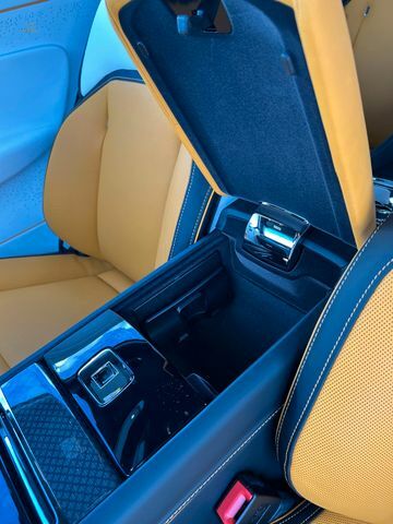 Thumbnail von Rolls-Royce Spectre Black Badge