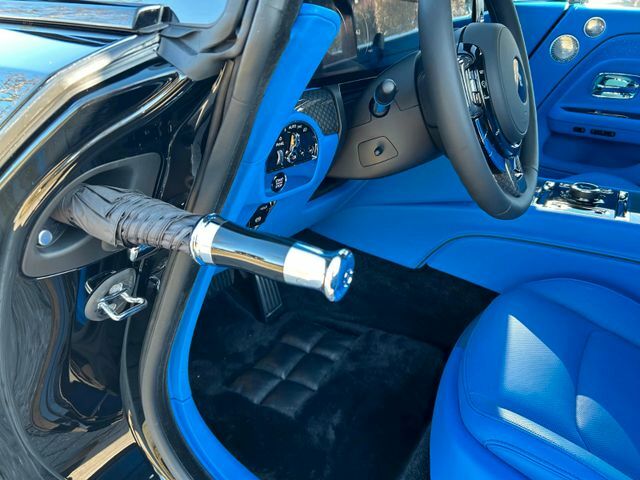 Thumbnail von Rolls-Royce Spectre Black Badge