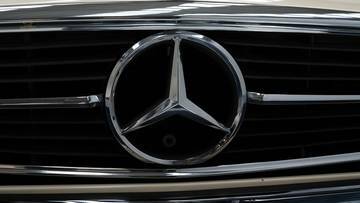 Thumbnail von Mercedes-Benz 380 SL + hardtop '82