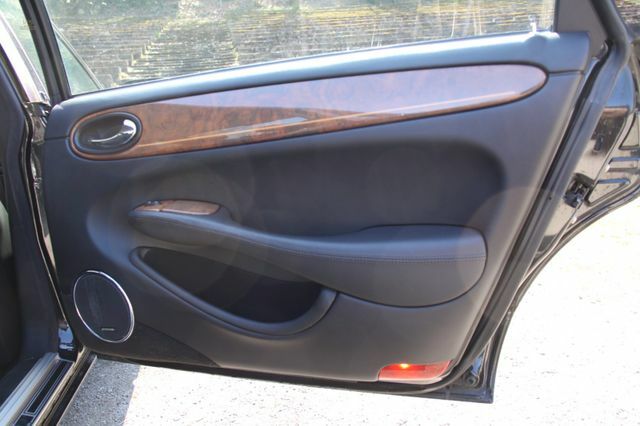 Thumbnail von Jaguar Daimler Super V8 Langversion  3 Jahre Garantie