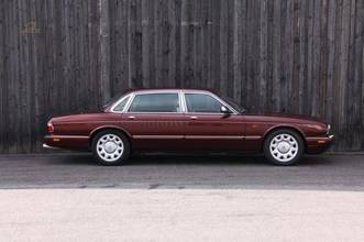 Thumbnail von Jaguar Daimler Super V8 Langversion  3 Jahre Garantie