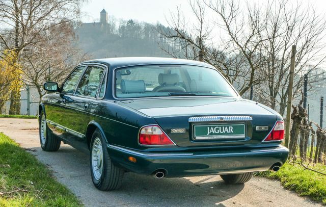 Thumbnail von Jaguar Daimler V8 Langversion 3 Jahre Garantie