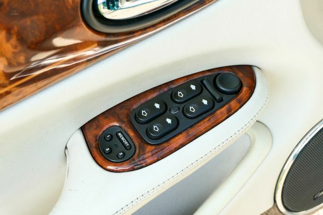 Thumbnail von Jaguar Daimler V8 Langversion 3 Jahre Garantie