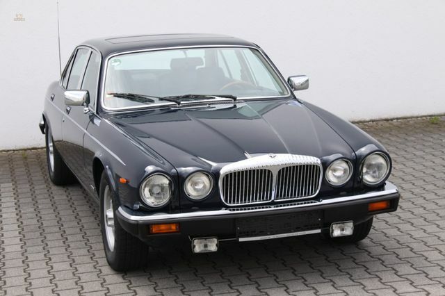 Thumbnail von Jaguar Daimler Double Six Serie 3 mit 3 Jahren Garantie