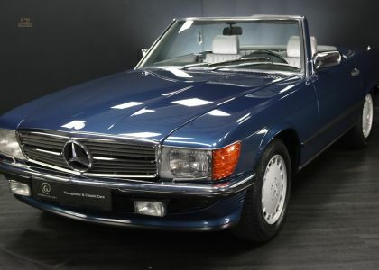 Mercedes-Benz 300 SL Automatik, nautikblau / Leder grau