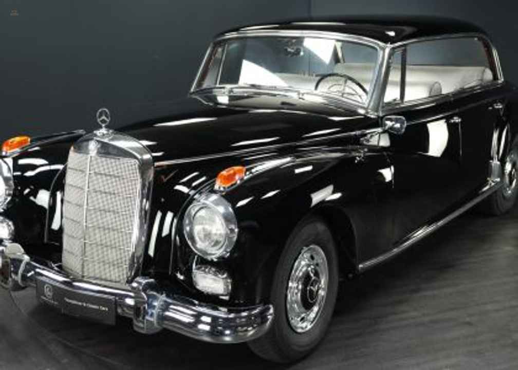 Mercedes-Benz 300 d "Adenauer"