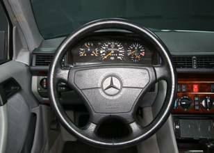 Thumbnail von Mercedes E 280 T