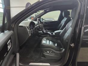 Thumbnail von Porsche Porsche Cayenne/Reverse camera/Pano/air suspension/*480€