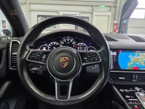 Thumbnail von Porsche Porsche Cayenne/Reverse camera/Pano/air suspension/*480€