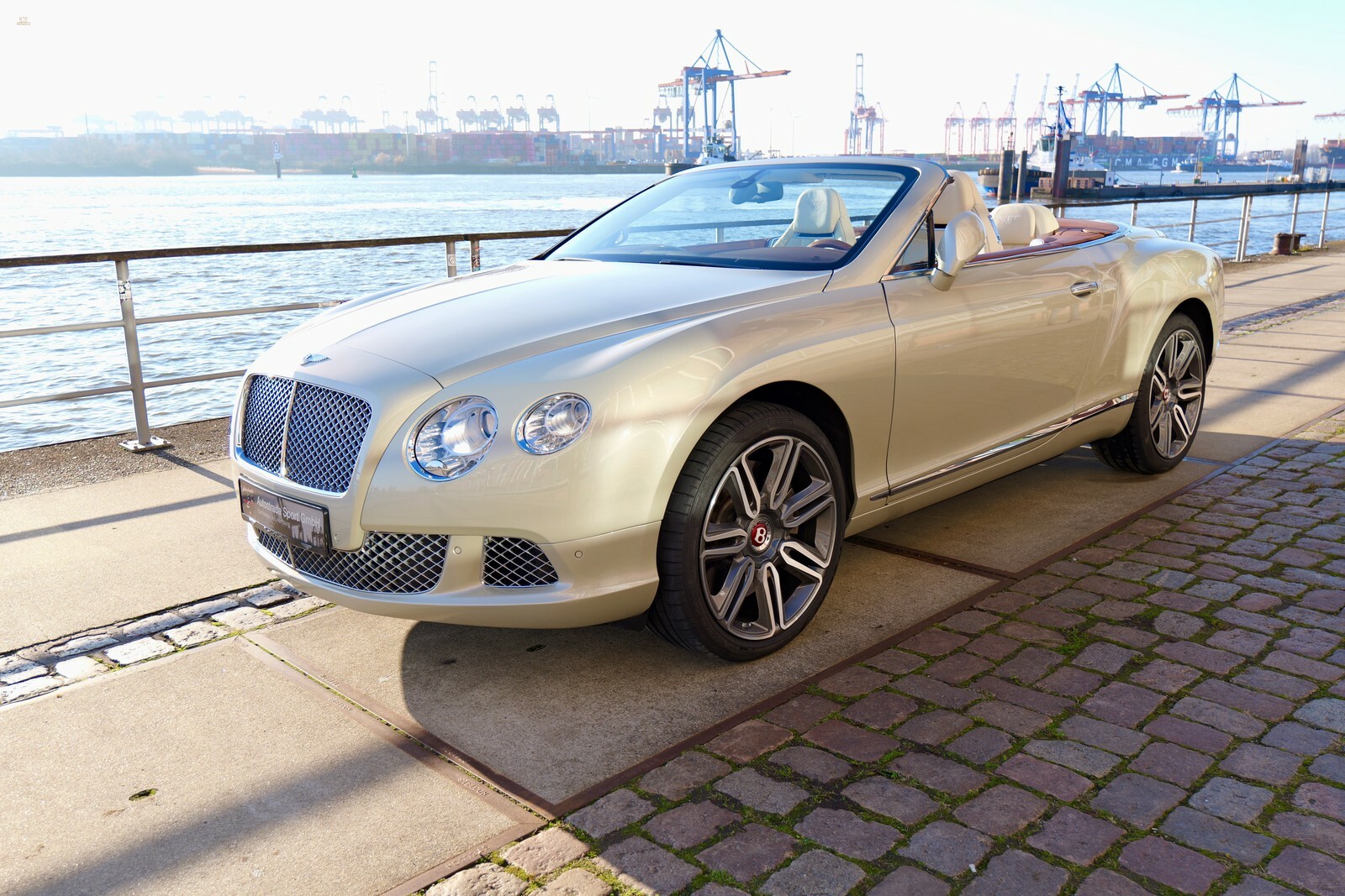 Bentley Continental GTC