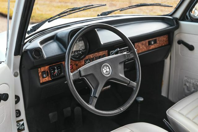 Thumbnail von Volkswagen Käfer Cabriolet