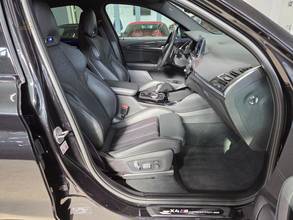 Thumbnail von BMW X4 M Competition /Ventilación de asientos /HUD /Keyless/*530€