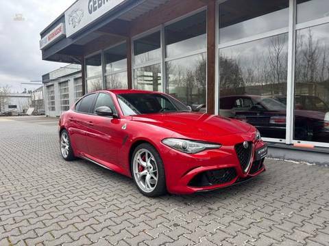 Alfa Romeo Giulia Quadrifoglio Akrapovic Sparco Carbon Seat