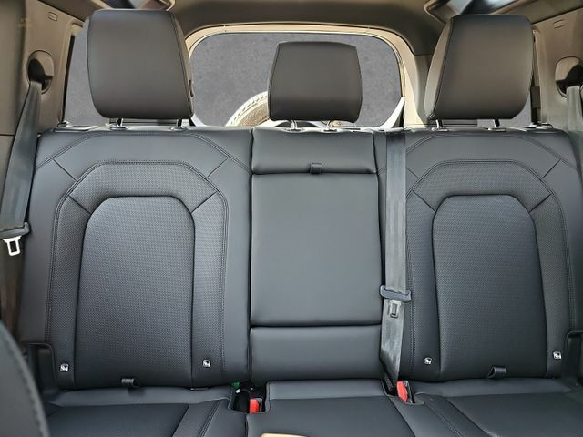 Thumbnail von Land Rover Defender 110 D250 MHD X-DYNAMIC SE AHK