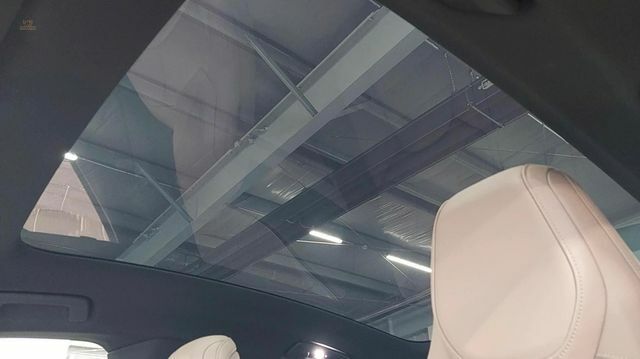 Thumbnail von Porsche Taycan 4S Plus Performance Pano Matrix Pano BOSE