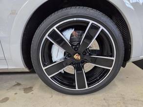 Thumbnail von Porsche Cayenne Turbo /2ª mano/PDLS+/Bose/360/Pano/*878€