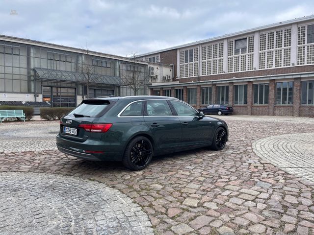Thumbnail von Audi A4 Avant quattro sport, S-Line