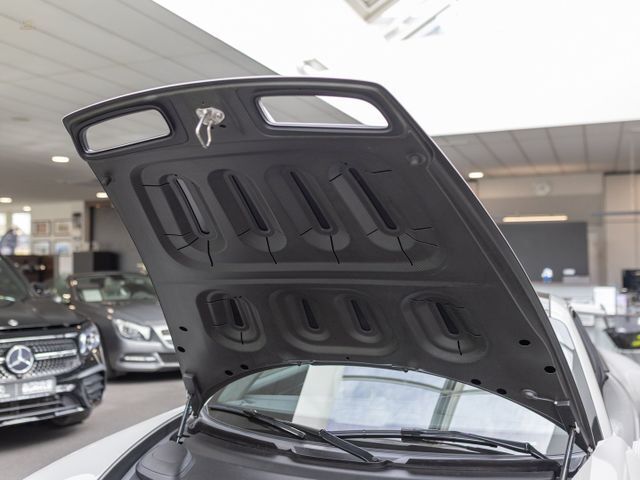 Thumbnail von Porsche 992 GT3 in chalk, full bucket seats, carbon, lift